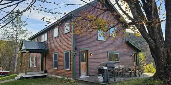 87 Grinka Farm Drive