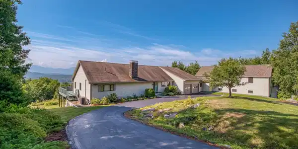 317 Mountain Road