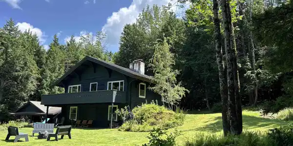 528 Pinnacle Road