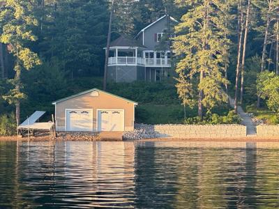 112 N Broad Bay Road