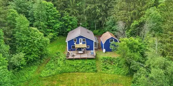 929 Codding Hollow Road