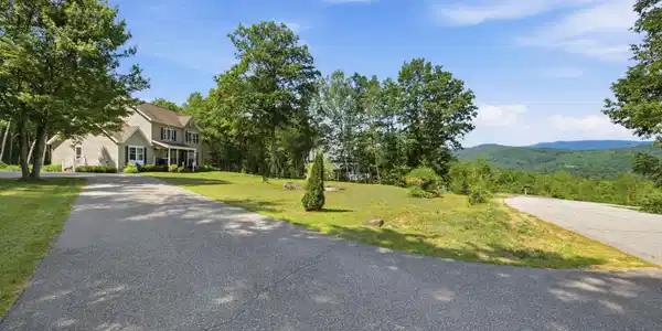 15 Silver Dawn Road
