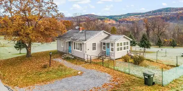 555 Northwest Hill Road