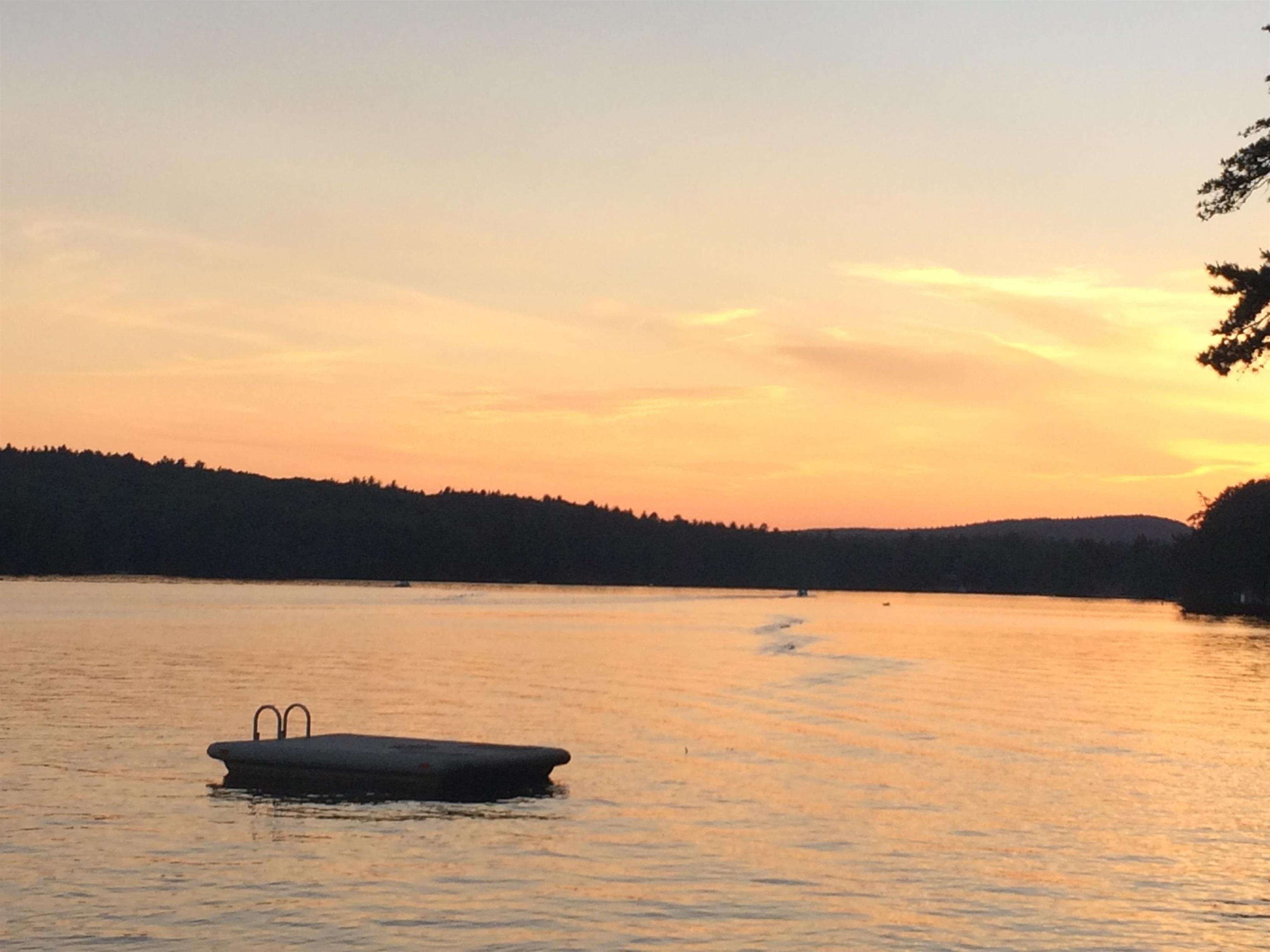 Image 4: Beautiful Sunset Views Image 4: Beautiful Sunset Views