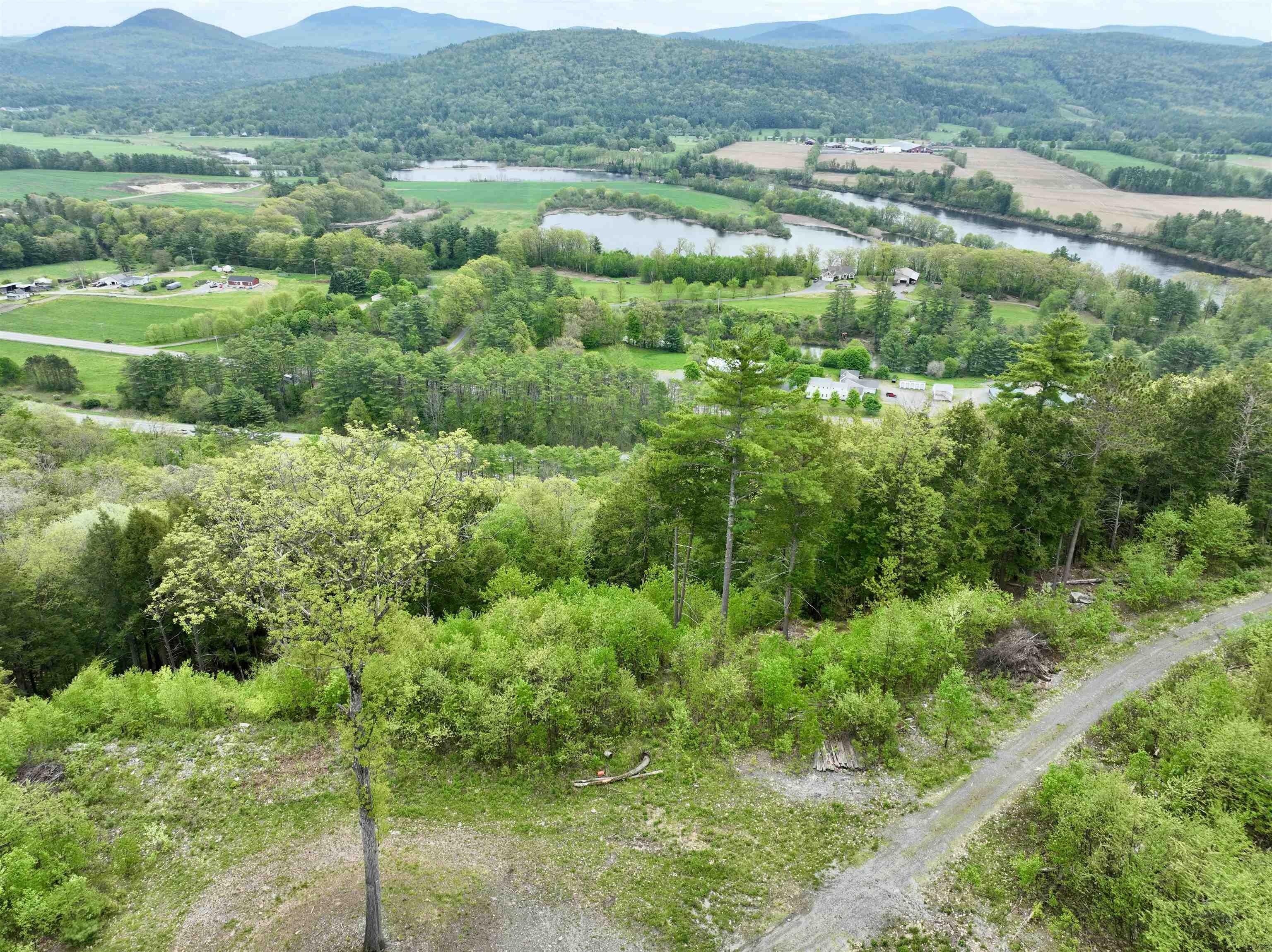 Image 1: 198 Brackett Road, Fairlee, VT