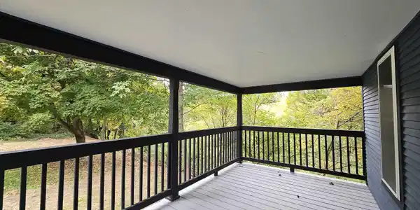 Image 3: Back Deck
