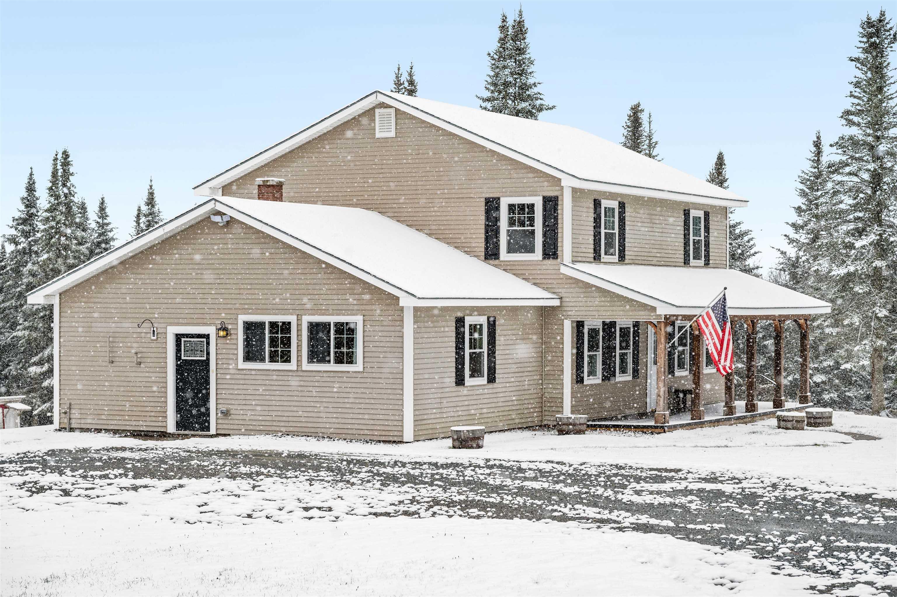 Image 3: Winter scene Image 3: Winter scene