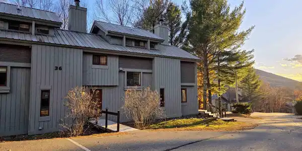 36 Easterly Road