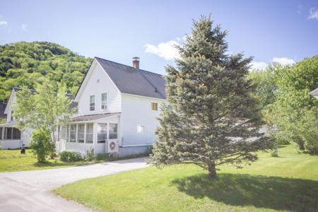 48 Virgin Avenue