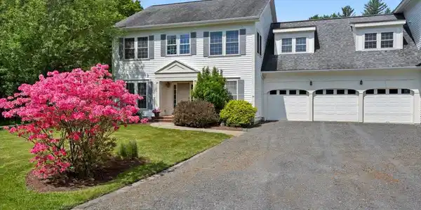 64 Homestead Lane