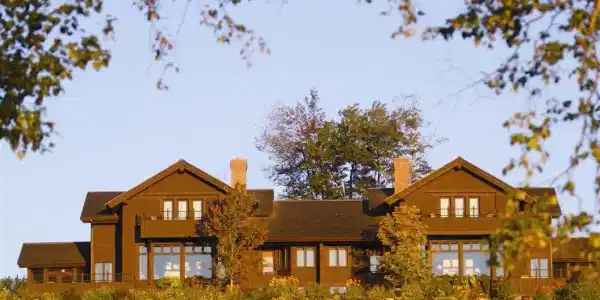 580 Villa Drive