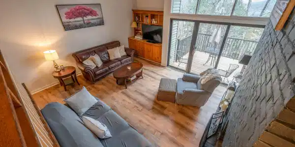 1221 Baker Turn