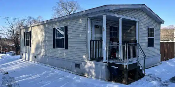 22 Middle Road