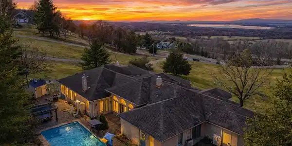 11 Cedar Hill Drive