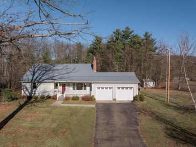 205 Lake Road