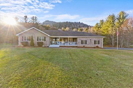 113 Blackbird Swale Drive