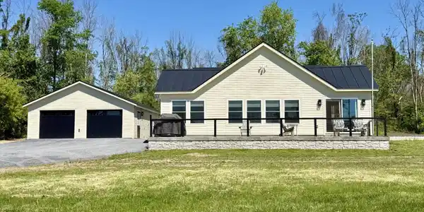 3953 West Shore Road