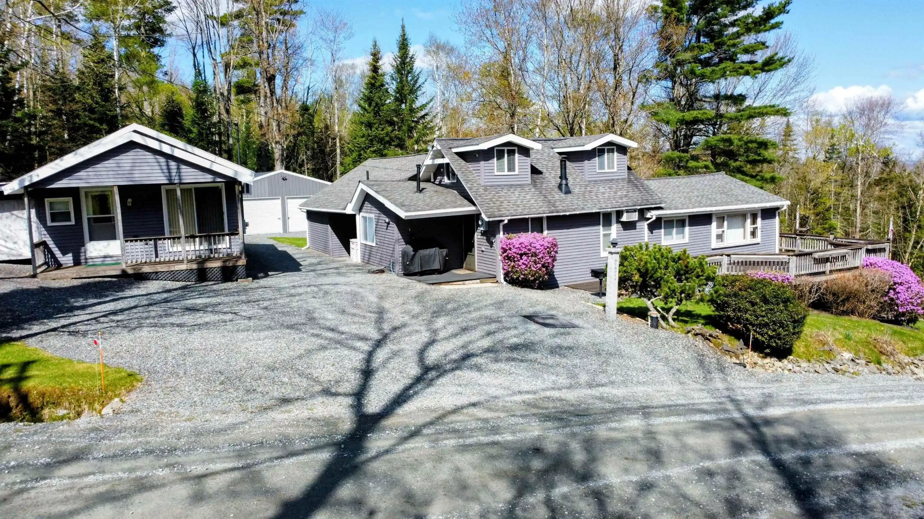 Image 1: Main House and Guest House