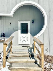 64 Davis Road