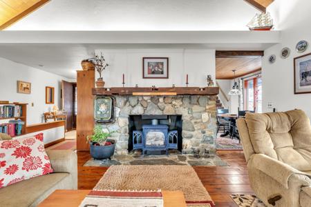 352 Bragg Hill Road