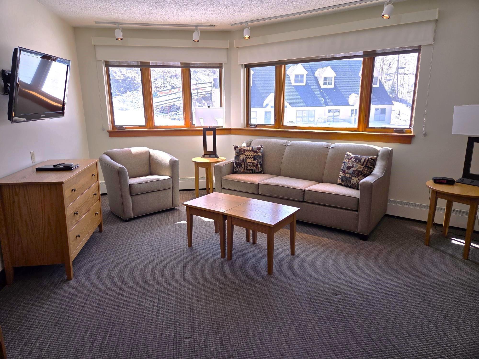 Image 3: larger living room