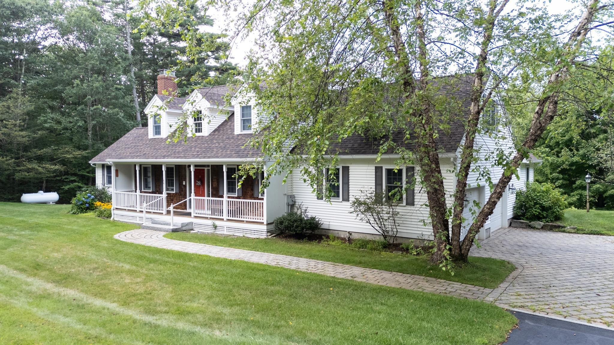 Image 3: Front of House Image 3: Front of House
