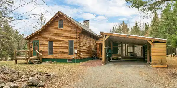 10 Longview Drive
