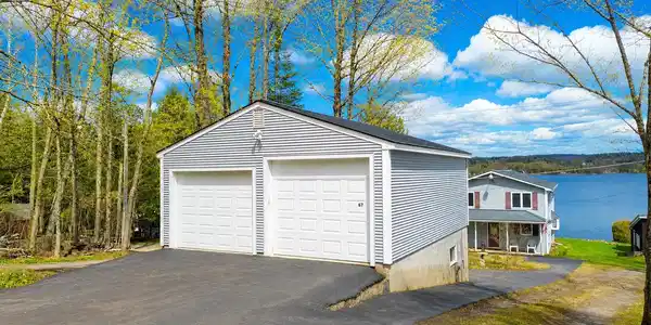 67 Rocky Drive
