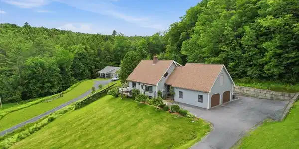 33 Valley View Road