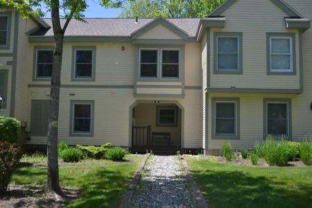 4B Newfane Circle