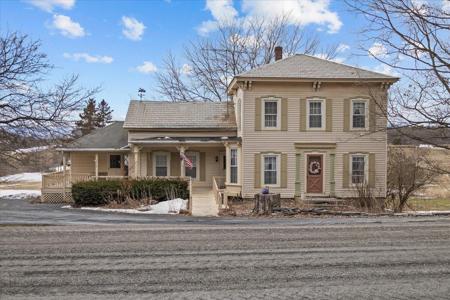 1976 Mountain Road