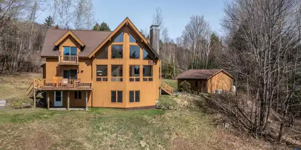 1117 Moulton Lane