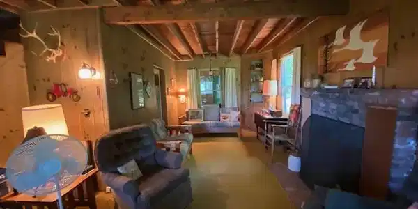 Image 3: Fireplaced Living Room