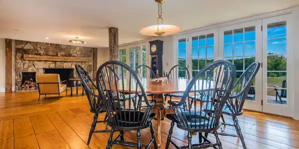 Image 4: Dining and living areas