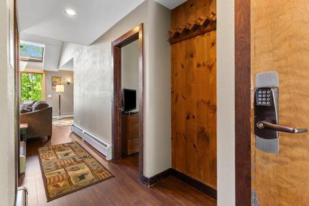 105 Timberline South Road
