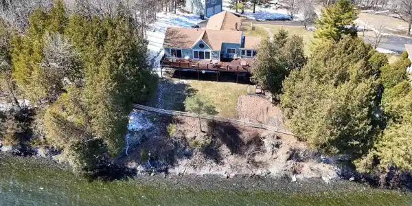25 Cavendish Cove