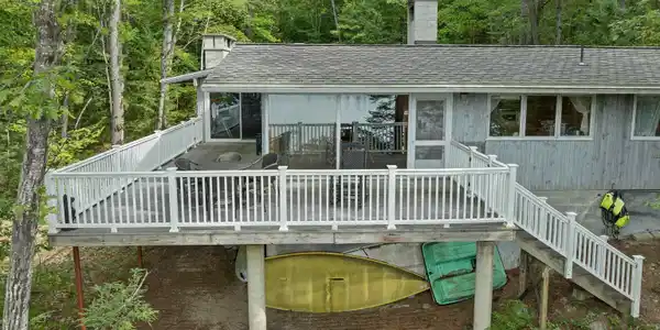 Image 3: THE HOUSE IS A 1960 SINGLE LEVEL HOME WITH A WALKOUT LOWER L Image 3: THE HOUSE IS A 1960 SINGLE LEVEL HOME WITH A WALKOUT LOWER L