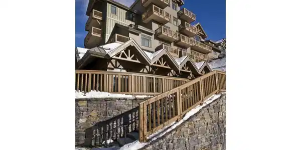 7412 Mountain Road