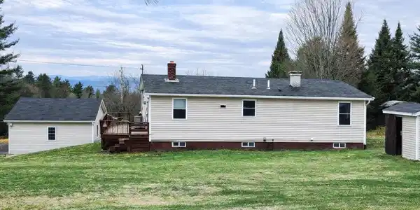 623 E Village Road