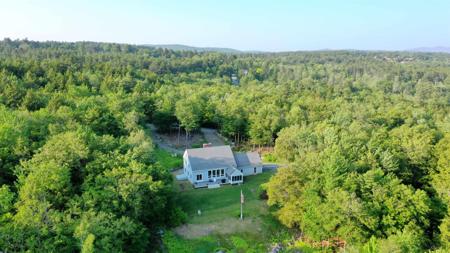 228 Farwell Lane