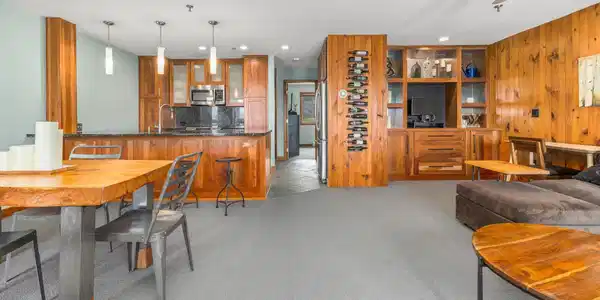 12 Ober Tal Drive