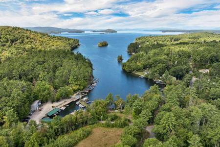 104 Roberts Cove Road