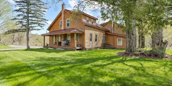 198 River Road