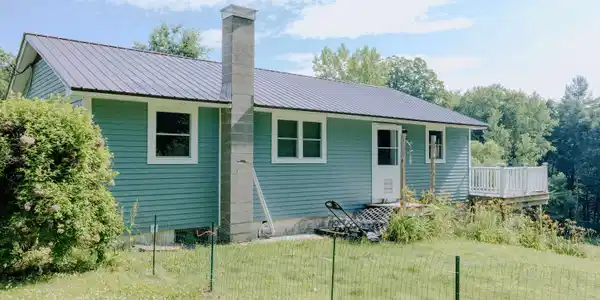 253 Farnsworth Circle