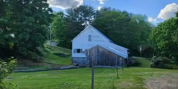 39 Ellsworth Hill Road