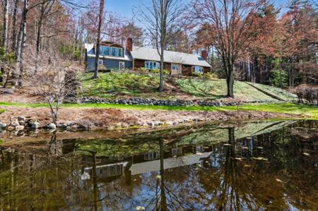 19 Highland Drive