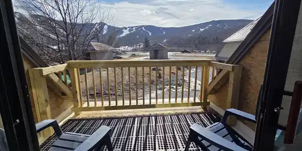 133 East Mountain Road