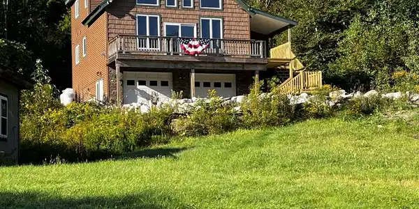 1063 New Hampshire Route 25