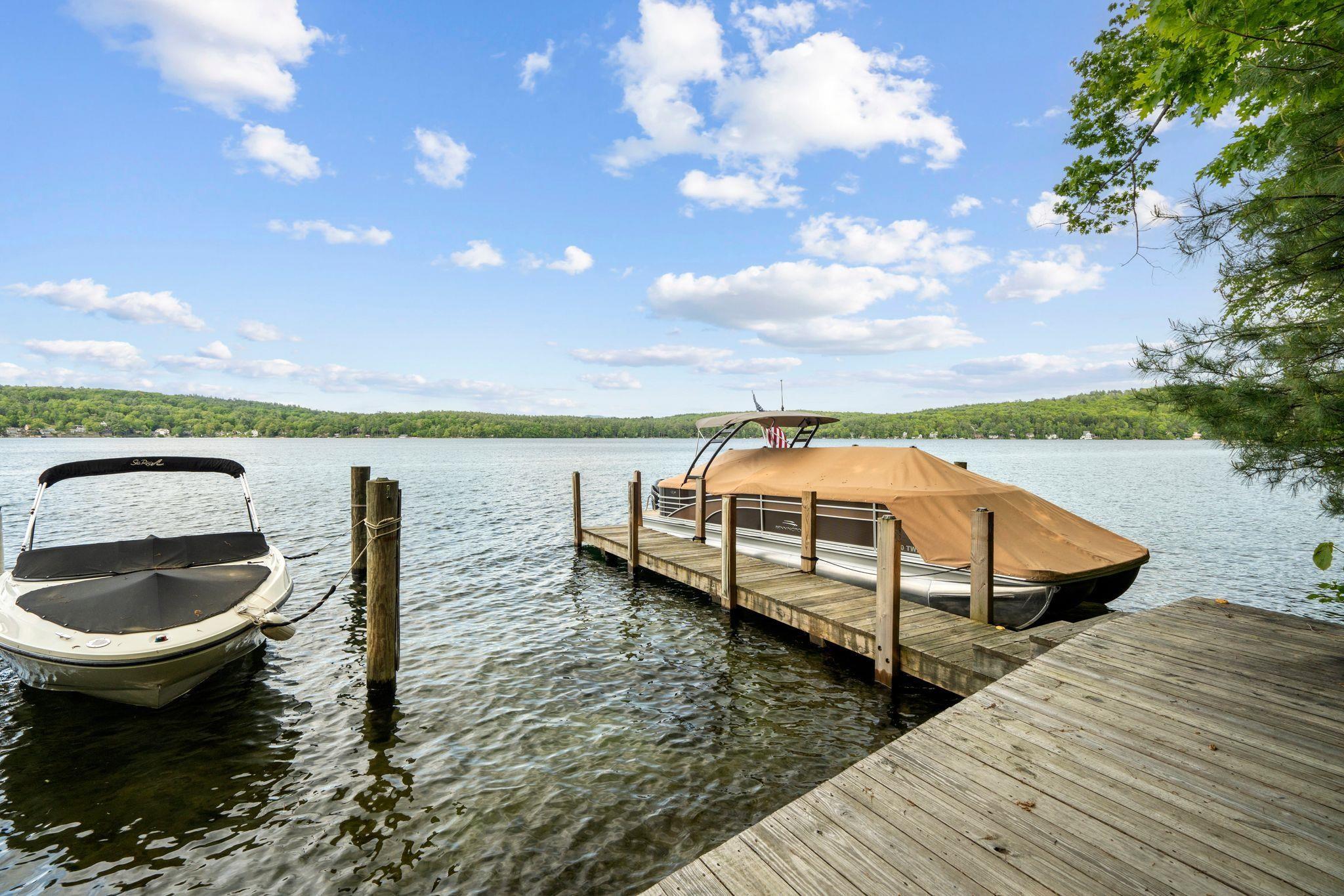 Image 3: In Meredith Bay on Lake Winnipesaukee, 30' Deep water dock