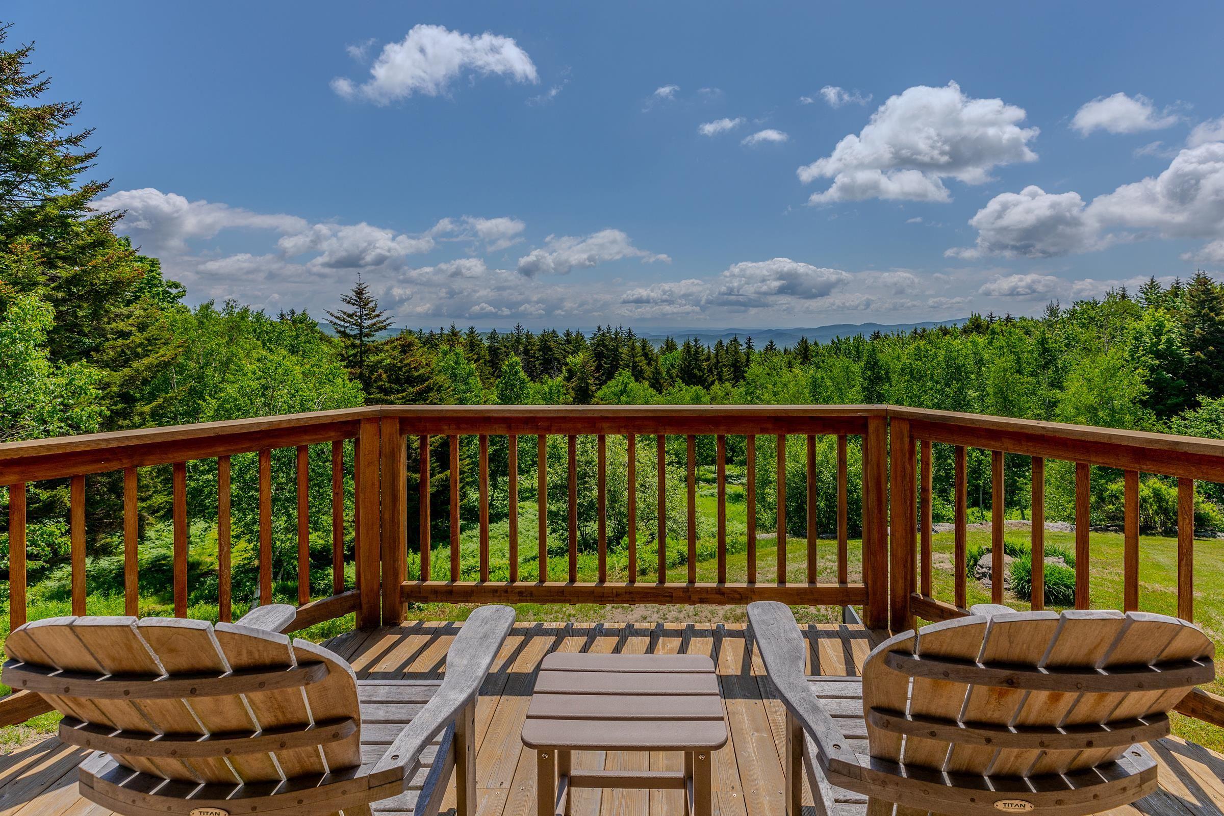 Image 2: Spacious Deck with Spectacular Views Over Your Own 25+ Priva Image 2: Spacious Deck with Spectacular Views Over Your Own 25+ Priva